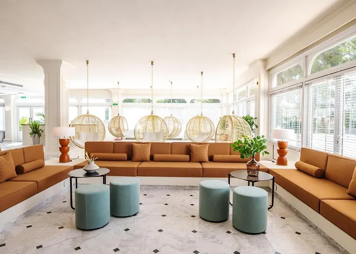 Hotel Brown Resort, A Member Of Brown Chalkida